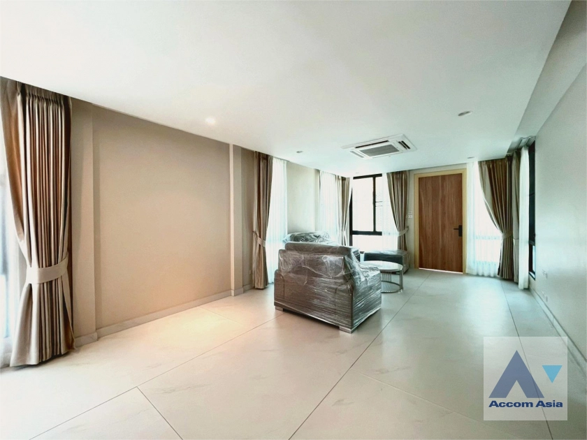  1  3 br Townhouse For Rent in Sukhumvit ,Bangkok BTS Phrom Phong at KLANG Nivas AA41750