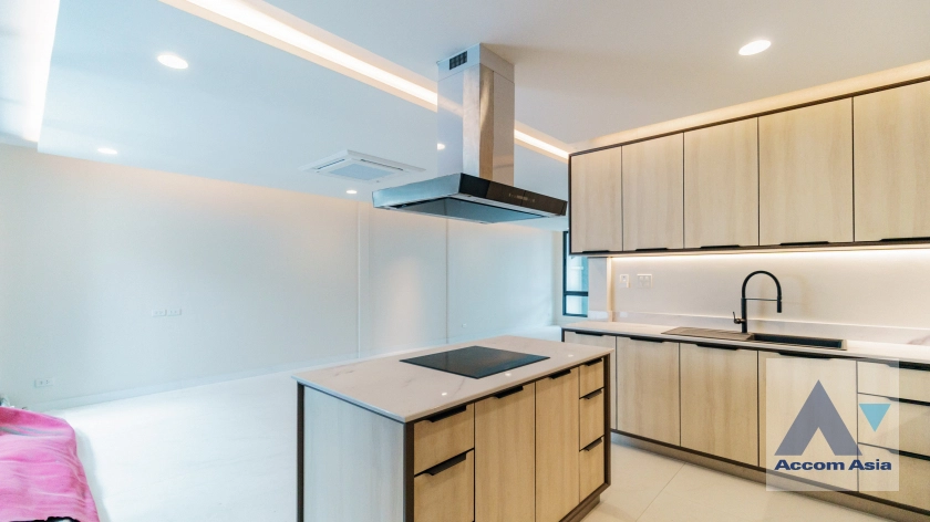 6  3 br Townhouse For Rent in Sukhumvit ,Bangkok BTS Phrom Phong at KLANG Nivas AA41761