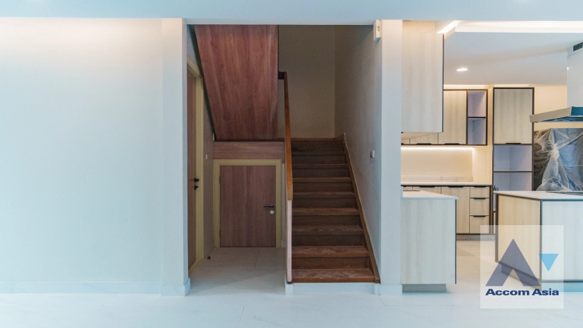 7  3 br Townhouse For Rent in Sukhumvit ,Bangkok BTS Phrom Phong at KLANG Nivas AA41761