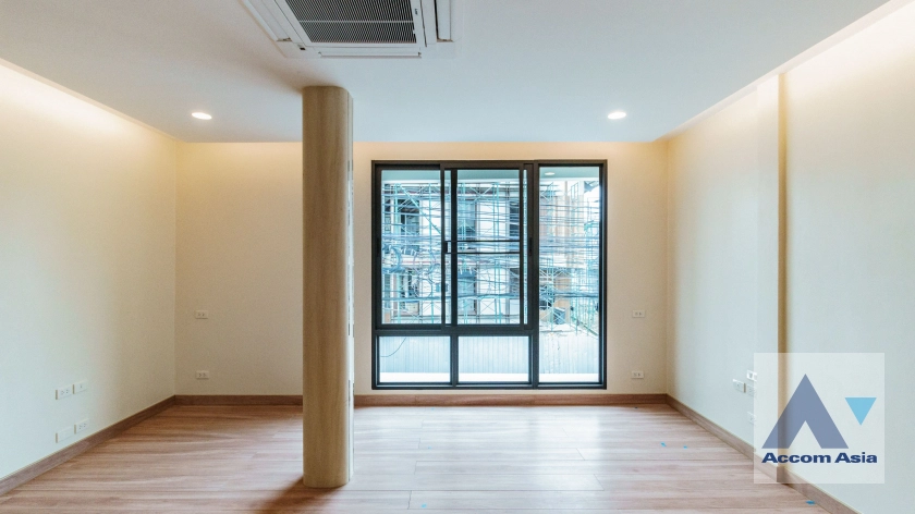 10  3 br Townhouse For Rent in Sukhumvit ,Bangkok BTS Phrom Phong at KLANG Nivas AA41761