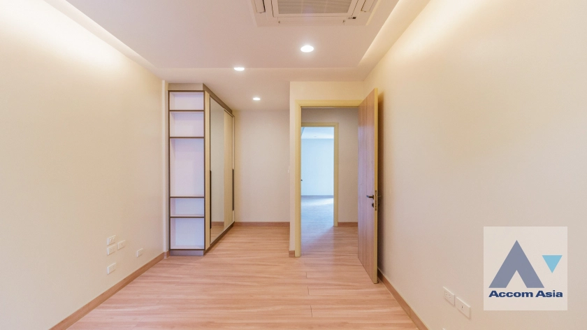 20  3 br Townhouse For Rent in Sukhumvit ,Bangkok BTS Phrom Phong at KLANG Nivas AA41761