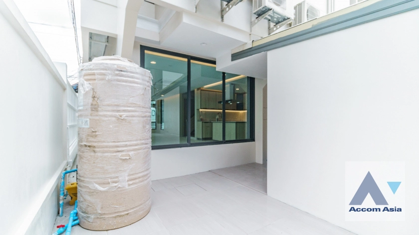 25  3 br Townhouse For Rent in Sukhumvit ,Bangkok BTS Phrom Phong at KLANG Nivas AA41761