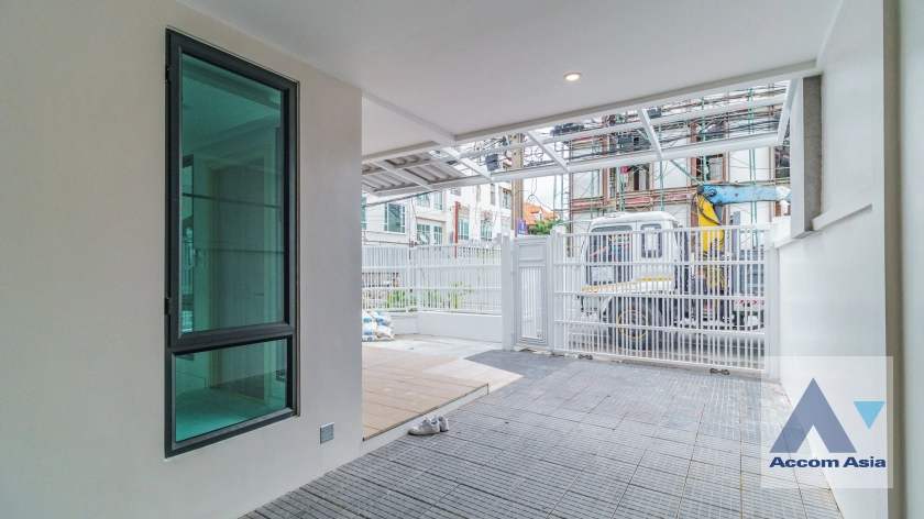 29  3 br Townhouse For Rent in Sukhumvit ,Bangkok BTS Phrom Phong at KLANG Nivas AA41761