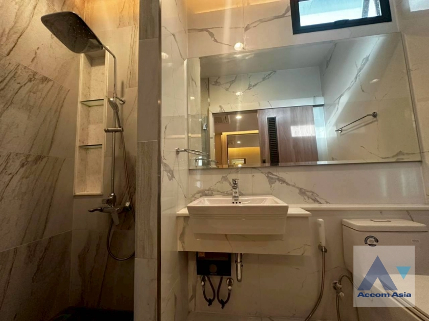 28  3 br Townhouse for rent and sale in Sukhumvit ,Bangkok BTS Phrom Phong at KLANG Nivas AA41765