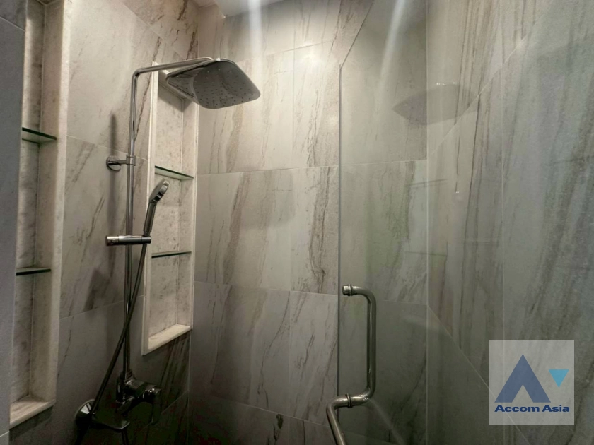 29  3 br Townhouse for rent and sale in Sukhumvit ,Bangkok BTS Phrom Phong at KLANG Nivas AA41765