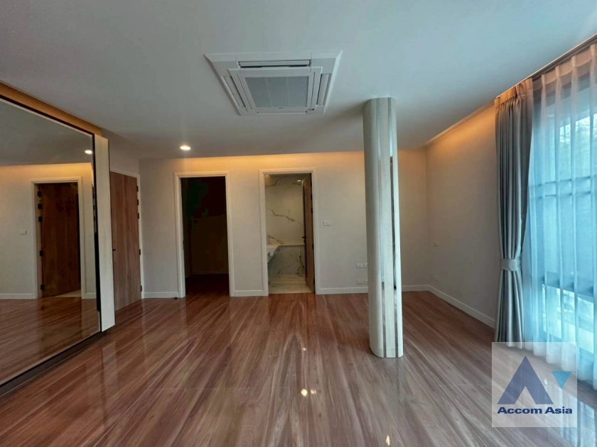 9  3 br Townhouse For Rent in Sukhumvit ,Bangkok BTS Phrom Phong at KLANG Nivas AA41767