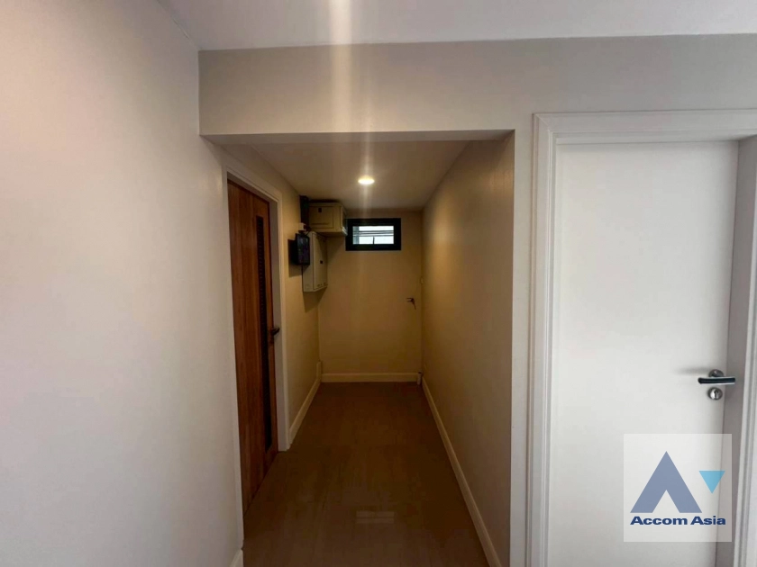 30  3 br Townhouse For Rent in Sukhumvit ,Bangkok BTS Phrom Phong at KLANG Nivas AA41767