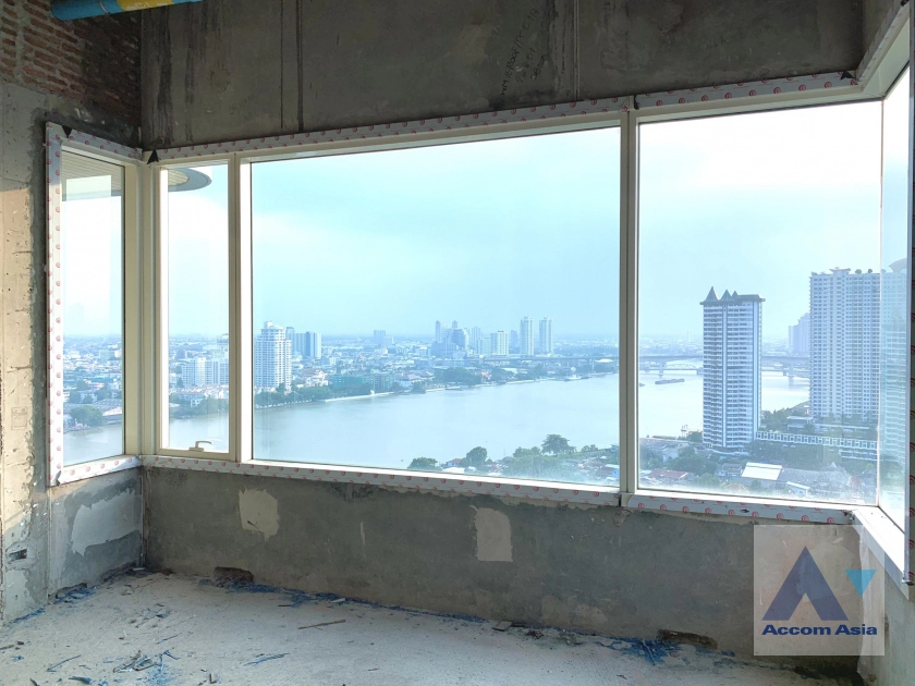  1  5 br Condominium For Sale in Charoen Nakhon ,Bangkok BTS Krung Thon Buri at WaterMark Chaophraya River AA41769