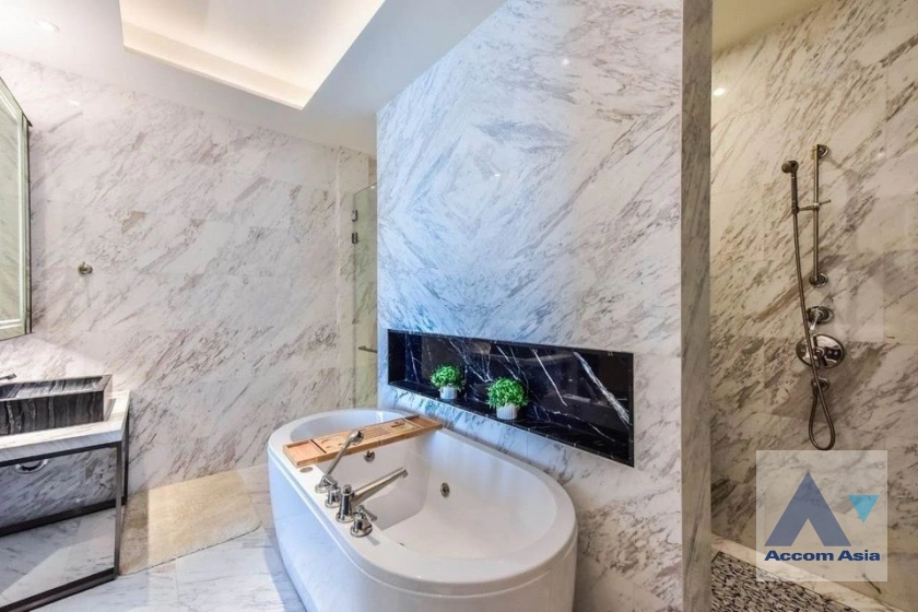 23  2 br Condominium For Rent in Charoen Nakhon ,Bangkok BTS Krung Thon Buri at The Residences at Mandarin Oriental AA41772