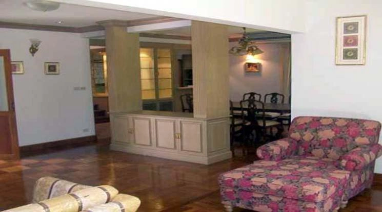 unit 3 Bedrooms  House For Rent & Sale in Sukhumvit, Bangkok  near BTS Ekkamai (9002101)