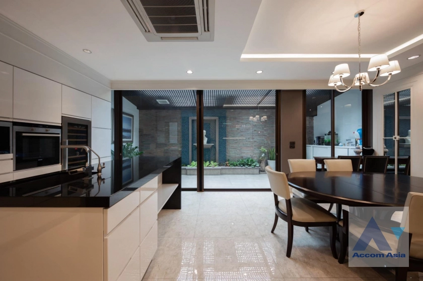 5  2 br House for rent and sale in Sukhumvit ,Bangkok BTS Phra khanong at Residence Sukhumvit 65 AA41776