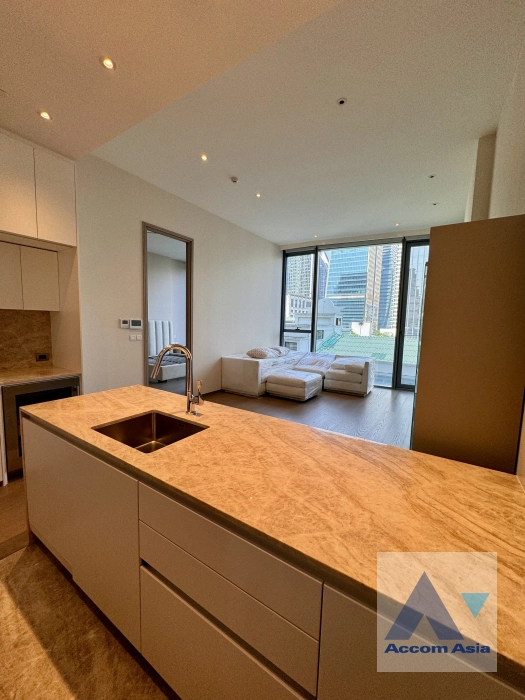 5  1 br Condominium for rent and sale in Ploenchit ,Bangkok BTS Chitlom at Scope Langsuan AA41781