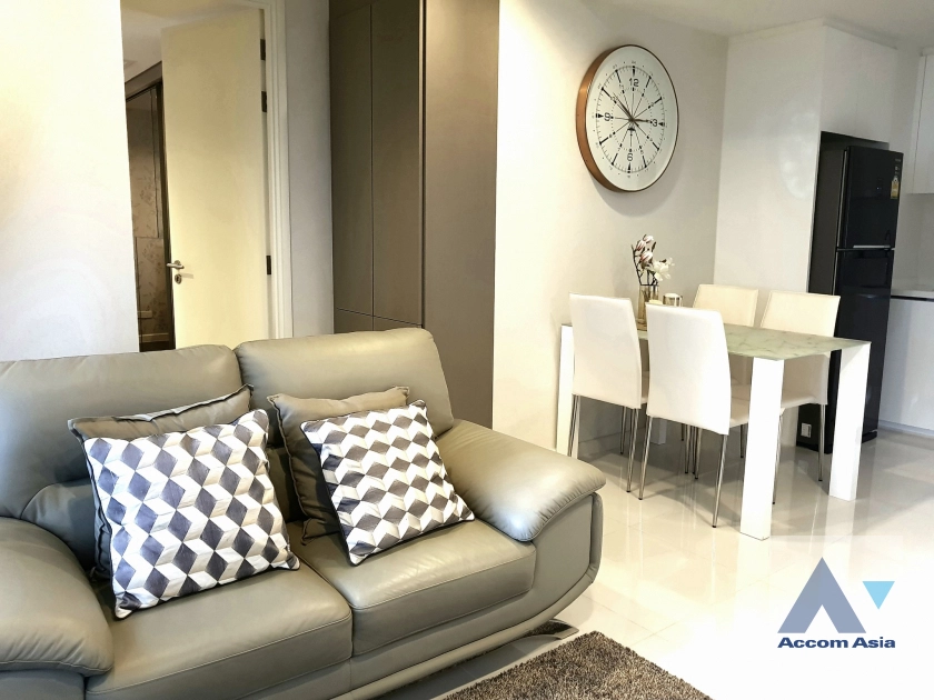 unit 2 Bedrooms  Condominium For Rent in Sathorn, Bangkok  near BTS Chong Nonsi - BRT Arkhan Songkhro (AA41794)