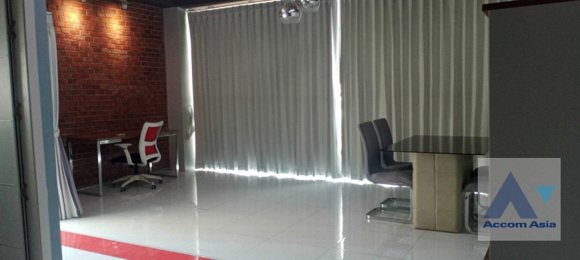 unitOffice |  Office space For Rent in Sukhumvit, Bangkok  near BTS Ekkamai (AA41800)