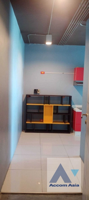 unitOffice |  Office space For Rent in Sukhumvit, Bangkok  near BTS Ekkamai (AA41800)