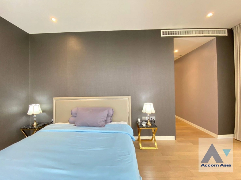 12  2 br Condominium For Rent in Sukhumvit ,Bangkok BTS Phrom Phong at Vittorio Sukhumvit 39 AA41818