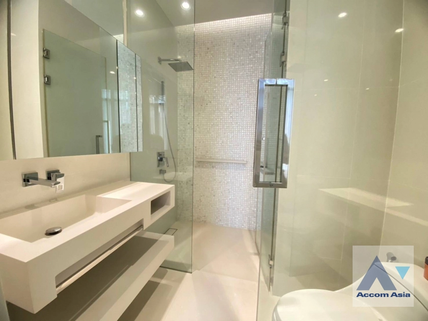 18  2 br Condominium For Rent in Sukhumvit ,Bangkok BTS Phrom Phong at Vittorio Sukhumvit 39 AA41819