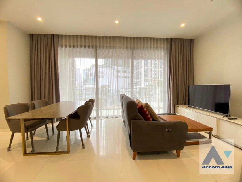 unit 2 Bedrooms  Condominium For Rent in Sukhumvit, Bangkok  near BTS Phrom Phong (AA41819)