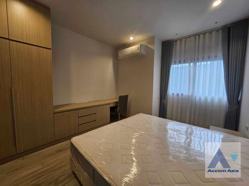 12  3 br Apartment For Rent in Sukhumvit ,Bangkok BTS Phrom Phong at Simply Life AA41821