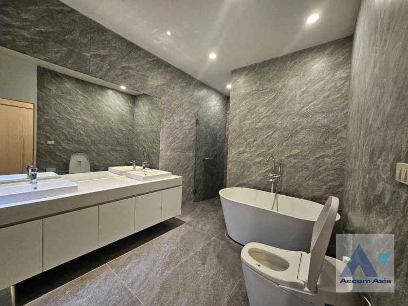 18  3 br Apartment For Rent in Sukhumvit ,Bangkok BTS Phrom Phong at Simply Life AA41821