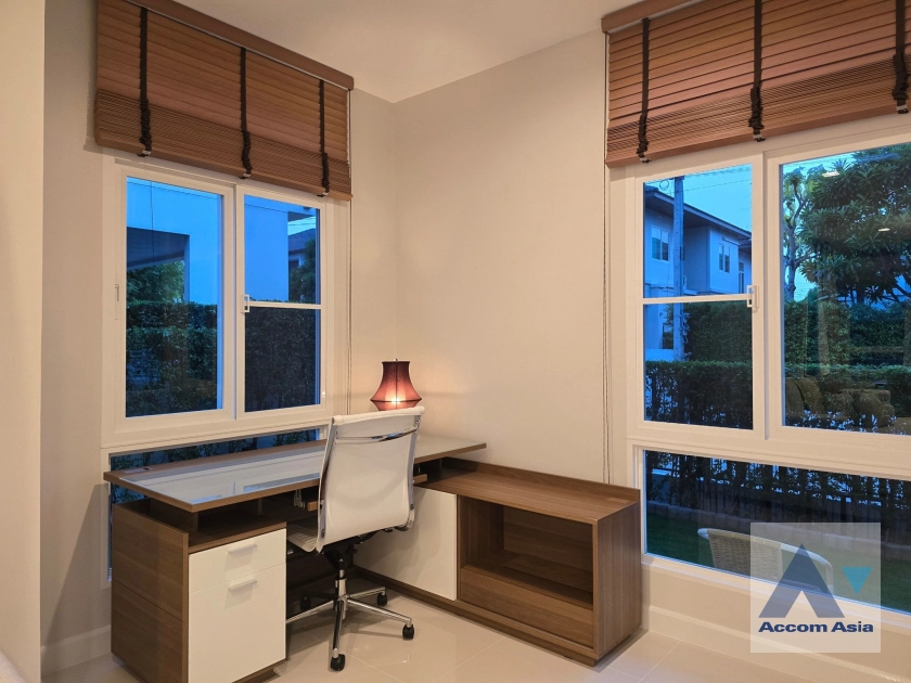 14  4 br House For Rent in Samutprakan ,Samutprakan  at Mantana 2 Bangna Km.7 AA41826