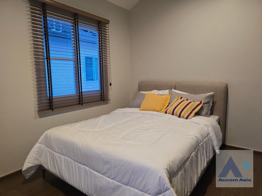 10  4 br House For Rent in Samutprakan ,Samutprakan  at Mantana 2 Bangna Km.7 AA41826