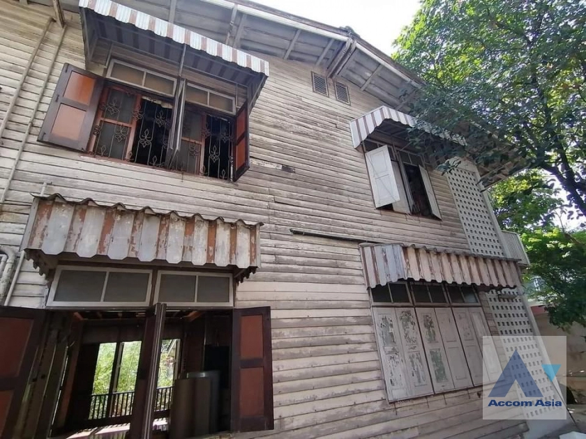  1  House For Rent in Phaholyothin ,Bangkok BTS Ari AA41827