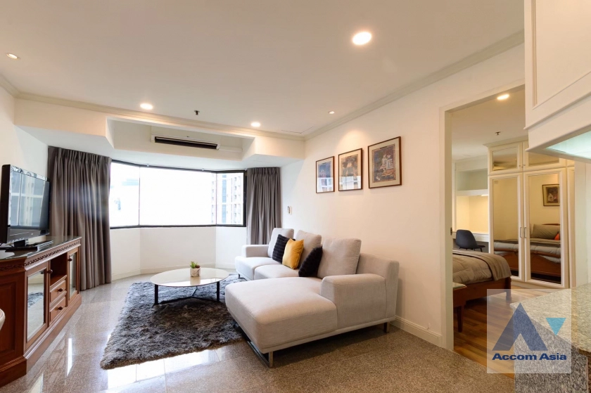  Baan Suan Petch Condominium  3 Bedroom for Sale & Rent BTS Phrom Phong in Sukhumvit Bangkok
