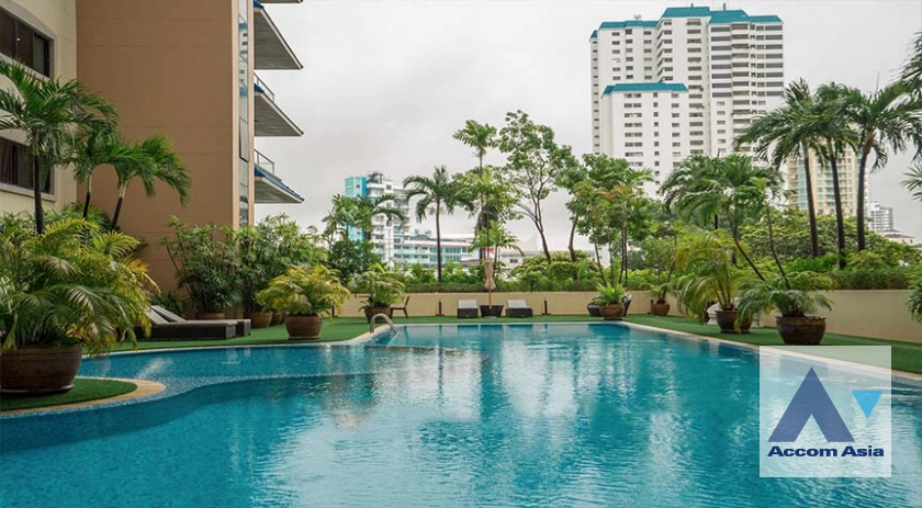  Perfect Apartment for Big Family, Prime Location Near Main Street Apartment  3 Bedroom for Rent MRT Sukhumvit in Sukhumvit Bangkok