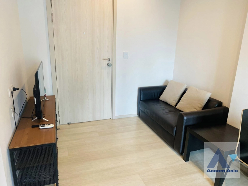  Life One Wireless Condominium  1 Bedroom for Rent BTS Ploenchit in Ploenchit Bangkok