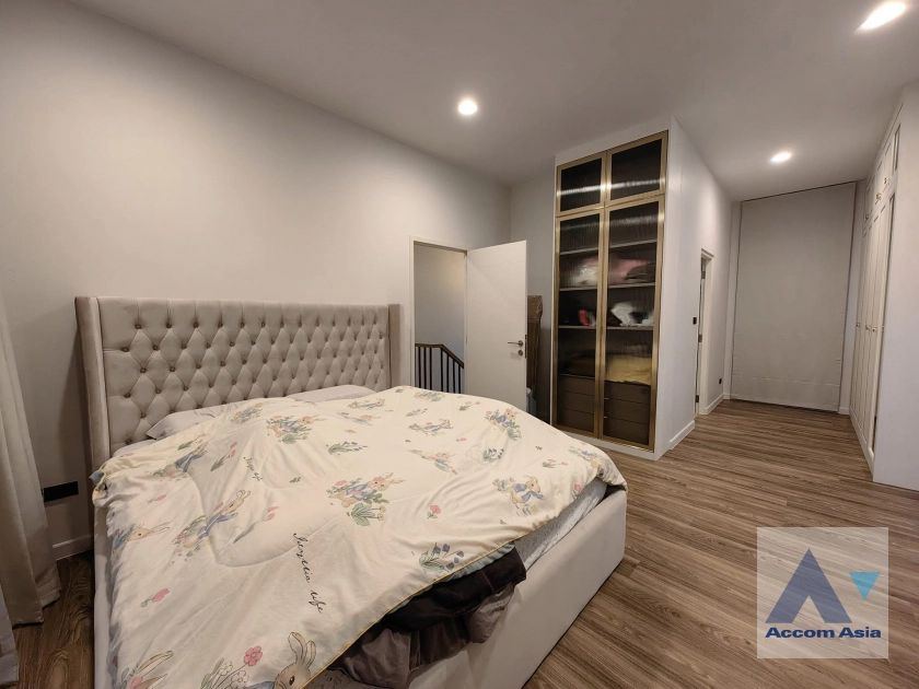 8  4 br House For Rent in Krungthep Kreetha ,Bangkok MRT Yaek Lam Sali at Burasiri Krungthep Kreetha AA41852