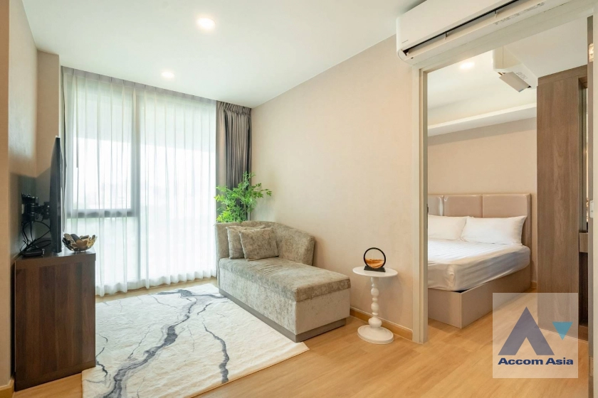  1  2 br Condominium For Rent in Ratchadaphisek ,Bangkok MRT Phetchaburi - ARL Makkasan at LLOYD Soonvijai-Thonglor AA41854