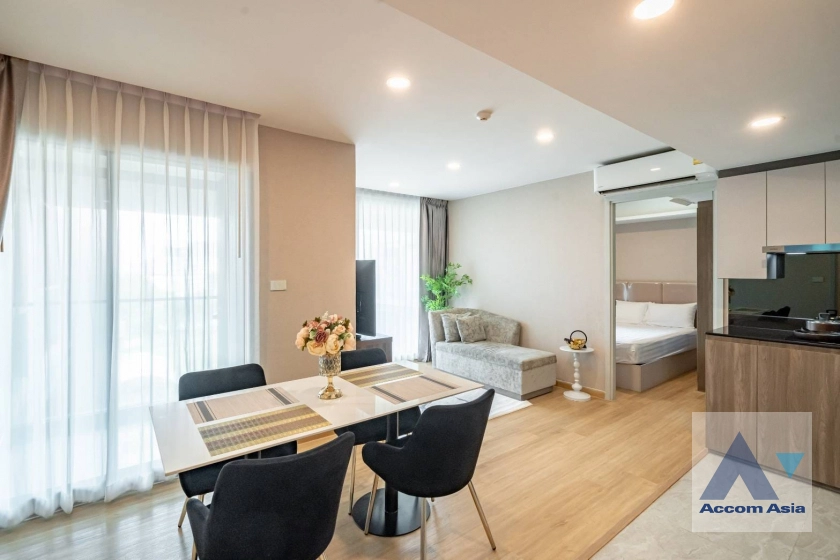 5  2 br Condominium For Rent in Ratchadaphisek ,Bangkok MRT Phetchaburi - ARL Makkasan at LLOYD Soonvijai-Thonglor AA41854