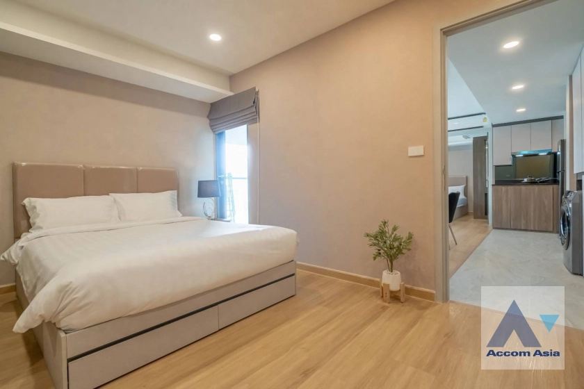 9  2 br Condominium For Rent in Ratchadaphisek ,Bangkok MRT Phetchaburi - ARL Makkasan at LLOYD Soonvijai-Thonglor AA41854