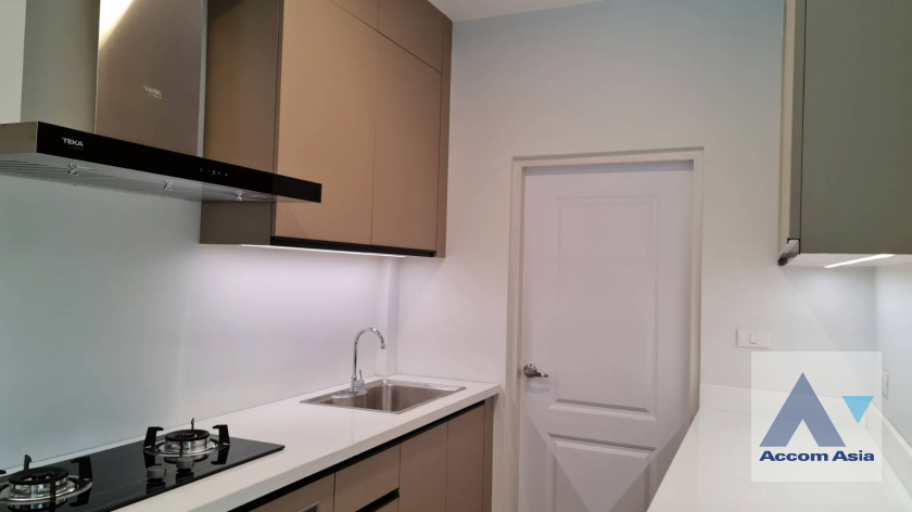 6  3 br House for rent and sale in Samutprakan ,Samutprakan  at The  Centro Bangna KM.7 AA41860