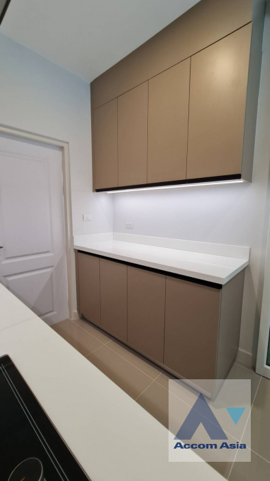 5  3 br House for rent and sale in Samutprakan ,Samutprakan  at The  Centro Bangna KM.7 AA41860