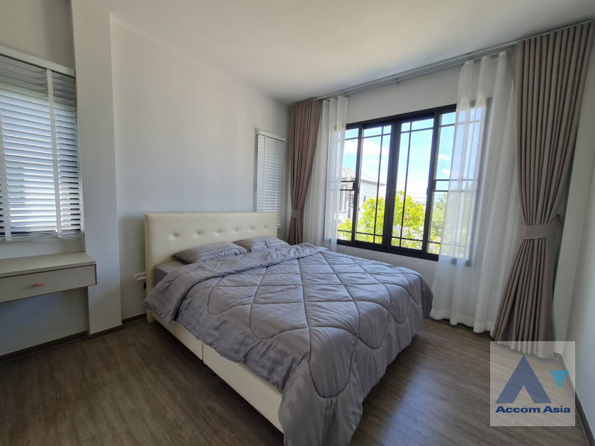 8  3 br House for rent and sale in Samutprakan ,Samutprakan  at The  Centro Bangna KM.7 AA41860