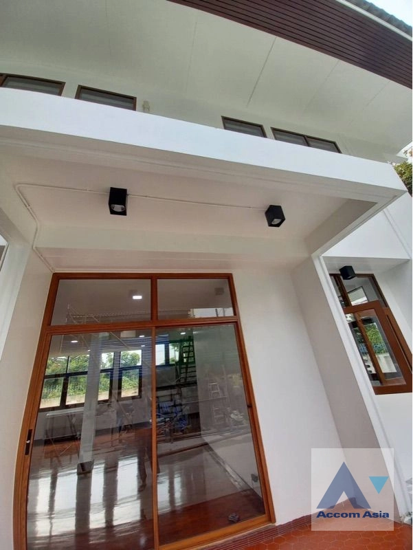 6  6 br House for rent and sale in Ratchadaphisek ,Bangkok  AA41862