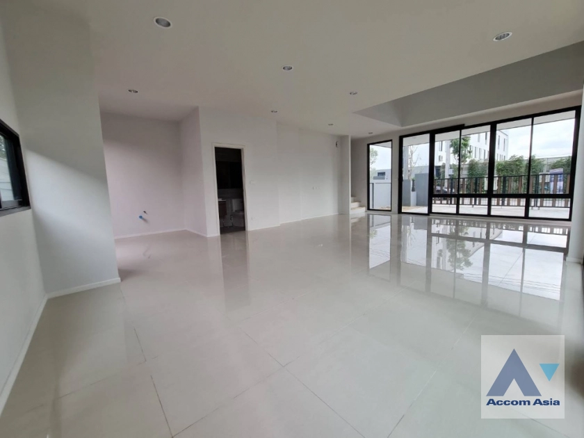  1  3 br Townhouse for rent and sale in Phaholyothin ,Bangkok  at Nue Connex Don Mueang AA41866