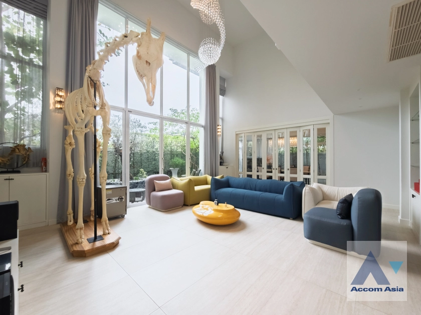  1  4 br House for rent and sale in Sukhumvit ,Bangkok BTS Phrom Phong AA41871