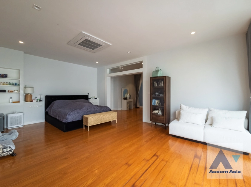 18  4 br House for rent and sale in Sukhumvit ,Bangkok BTS Phrom Phong AA41871