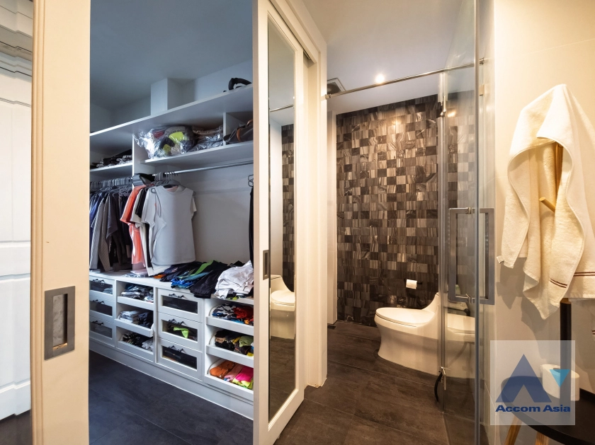 23  4 br House for rent and sale in Sukhumvit ,Bangkok BTS Phrom Phong AA41871