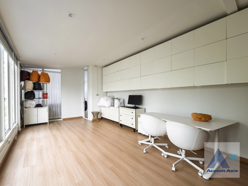 24  4 br House for rent and sale in Sukhumvit ,Bangkok BTS Phrom Phong AA41871