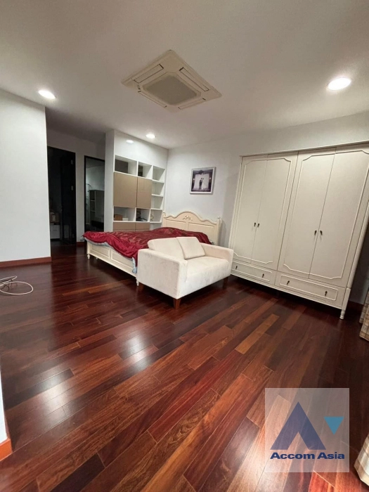 6  5 br Townhouse For Rent in Sukhumvit ,Bangkok BTS Thong Lo AA41874