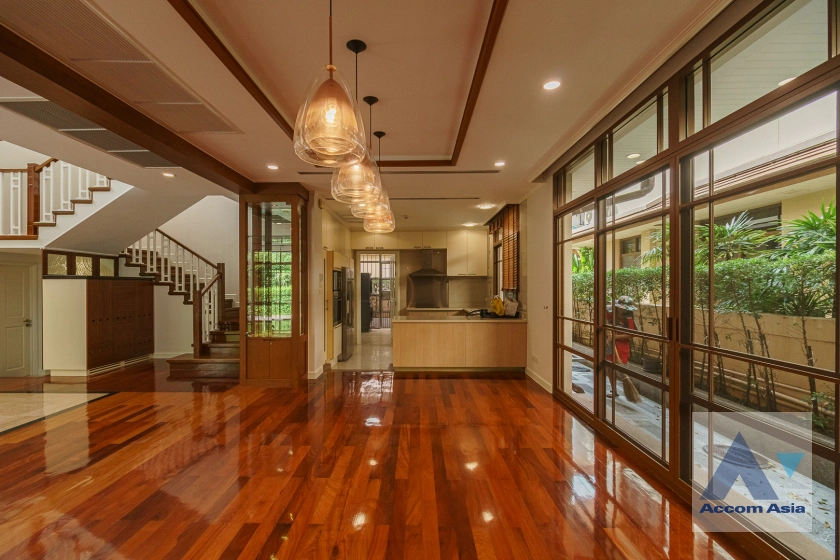 7  4 br House for rent and sale in Sukhumvit ,Bangkok BTS Phra khanong at Baan Sansiri Sukhumvit 67 AA41875