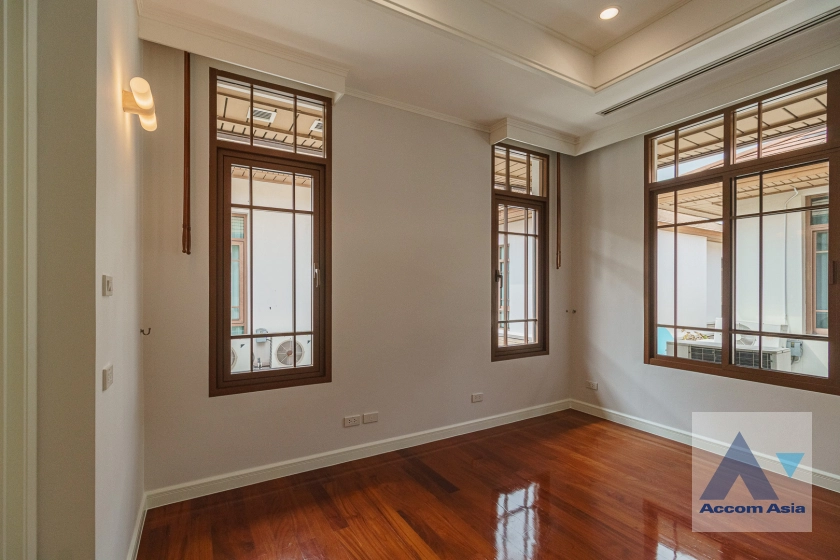 34  4 br House for rent and sale in Sukhumvit ,Bangkok BTS Phra khanong at Baan Sansiri Sukhumvit 67 AA41875