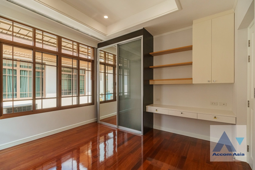 36  4 br House for rent and sale in Sukhumvit ,Bangkok BTS Phra khanong at Baan Sansiri Sukhumvit 67 AA41875