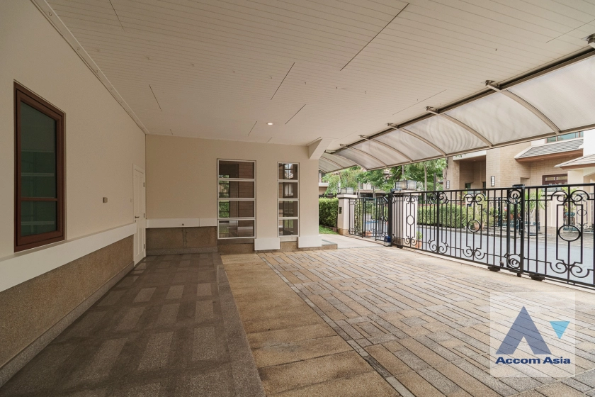 42  4 br House for rent and sale in Sukhumvit ,Bangkok BTS Phra khanong at Baan Sansiri Sukhumvit 67 AA41875