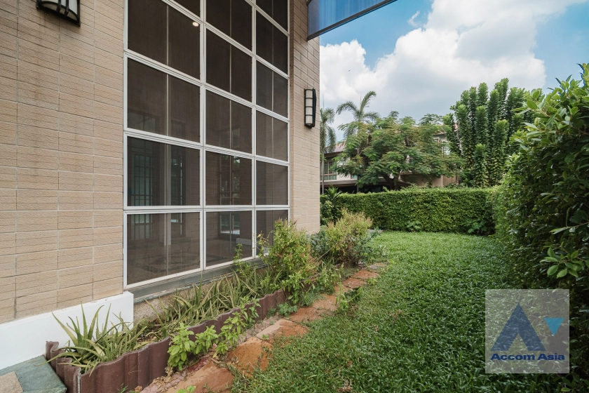 41  4 br House for rent and sale in Sukhumvit ,Bangkok BTS Phra khanong at Baan Sansiri Sukhumvit 67 AA41875