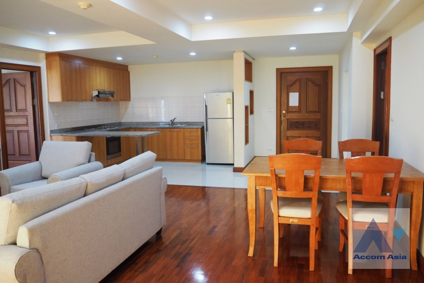 unit 2 Bedrooms  Apartment For Rent in Ploenchit, Bangkok  near BTS Ploenchit (AA41883)